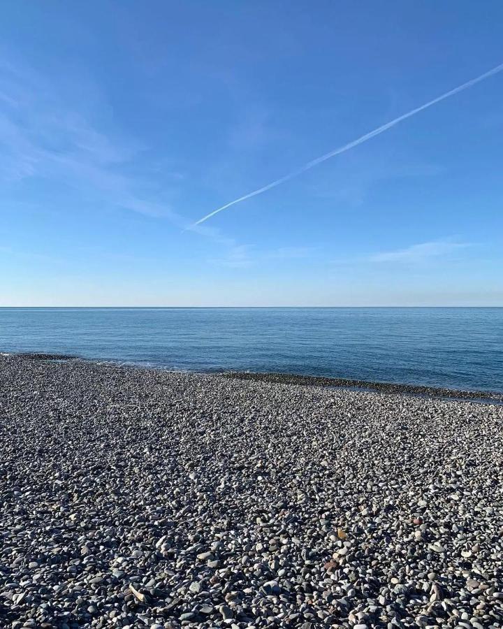 Panoramic Sea And City View Aparthotel In Orbi City バトゥーミ エクステリア 写真